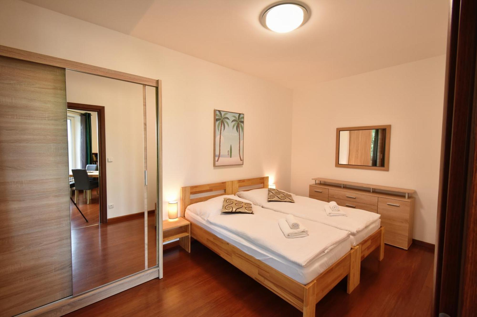 Rezidence Moser Family Apartments การ์โลวีวารี ภายนอก รูปภาพ